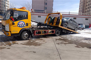 涪城区救援拖车费用怎么算